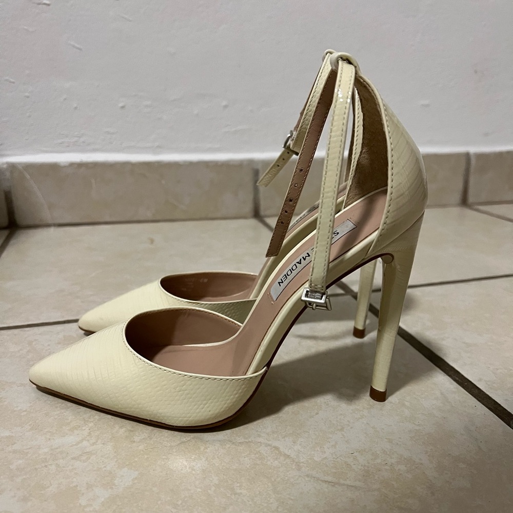 Ankle strap pumps